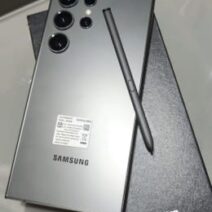 Why the Samsung Galaxy S24 Ultra Might Be the Smartest Choice for 2026